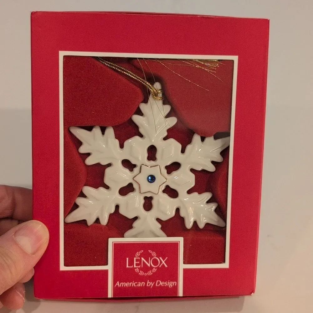 Lenox Gemmed Porcelain Snowflake Christmas Collectible Ornament Made in USA
